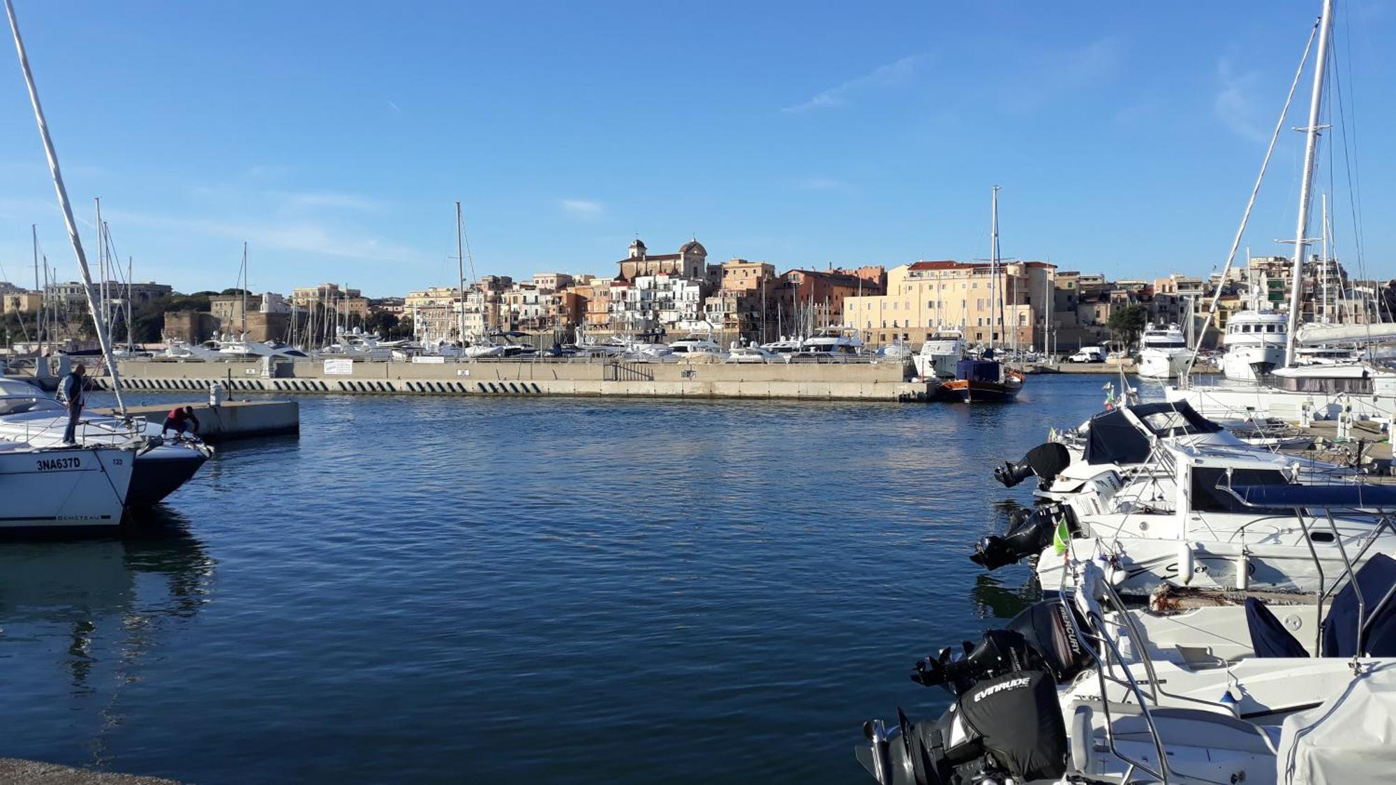 Spazioso Appartamento Sul Lungomare Di Nettuno Exteriér fotografie